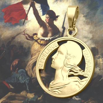 Anhänger vergoldet aus einer ausgesägten 10-Centimes Münze Frankreich Marianne