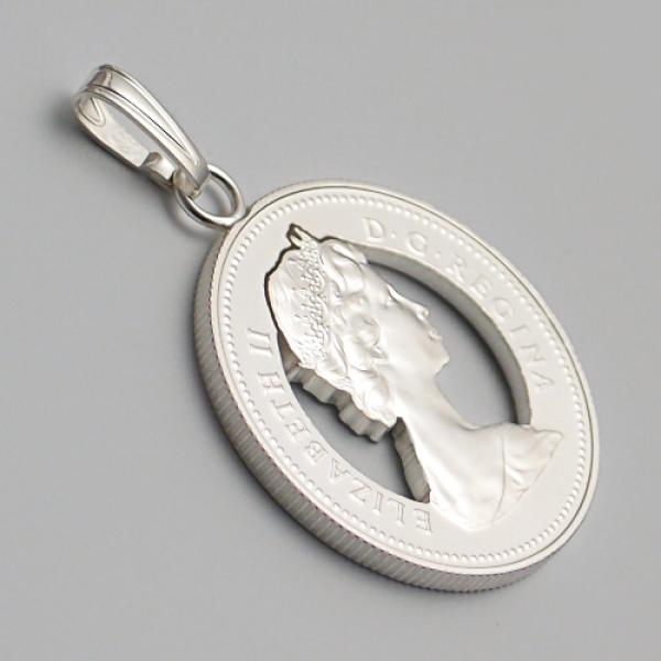 Anhänger versilbert aus einer ausgesägten 50 Cents Münze Kanada Königin Elizabeth II